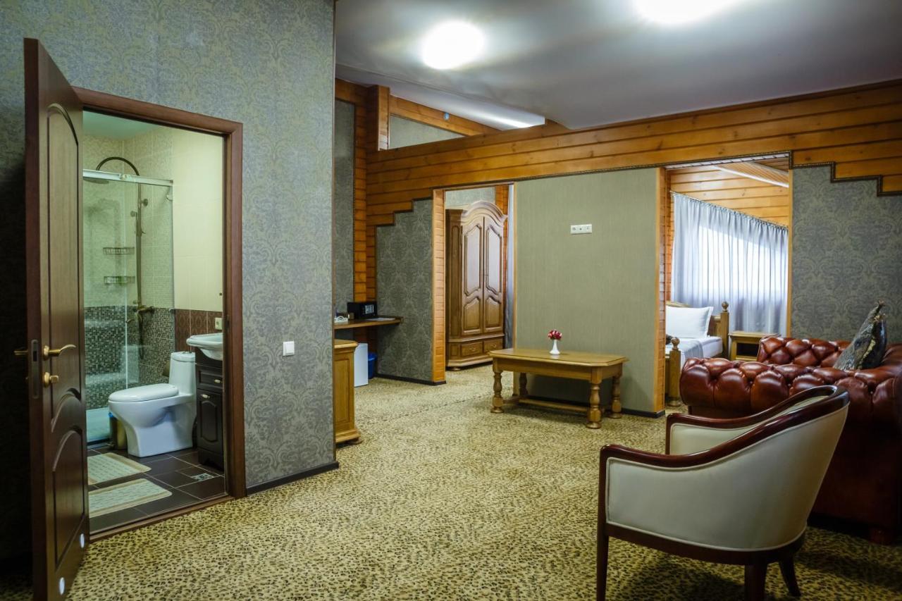 Guest House Chalet Taraz Zewnętrze zdjęcie